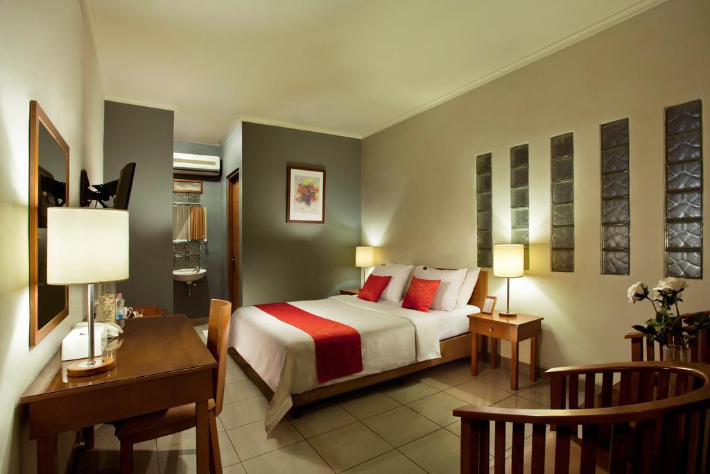Ilos Hotel Бандунг Екстериор снимка